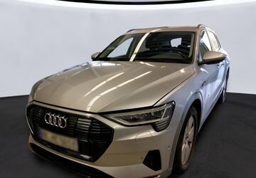 Audi e-tron 22.478 km 29.790 &euro; Hagen 58091