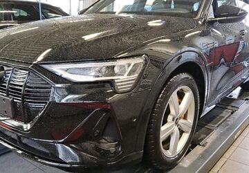 Audi e-tron 66.359 km 34.671 &euro; Hagen 58091