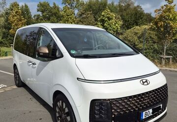Hyundai STARIA 65.000 km 34.800 &euro; Bochum 44892