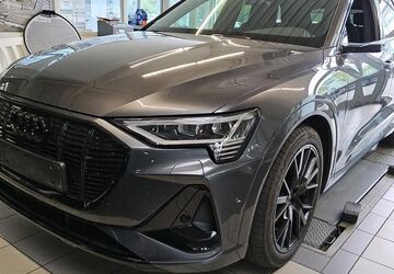 Audi e-tron 84.776 km 31.930 &euro; Hagen 58091