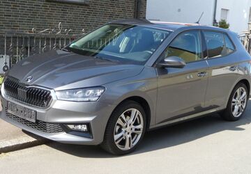 Skoda Fabia 19.000 km 22.999 &euro; Dortmund 44329