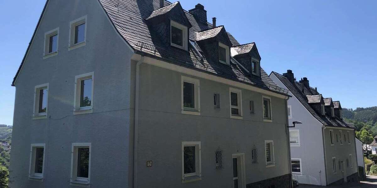 Etagenwohnung Altena - 2 Zimmer, 51 m&sup2;, 300&euro; | Angebot:27072875