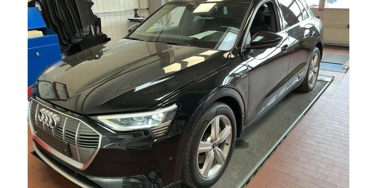 Audi e-tron 74.900 km 31.935 &euro; Hagen 58091