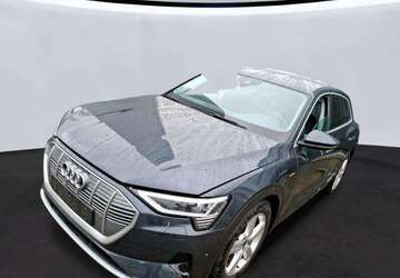 Audi e-tron 52.319 km 30.879 &euro; Hagen 58091