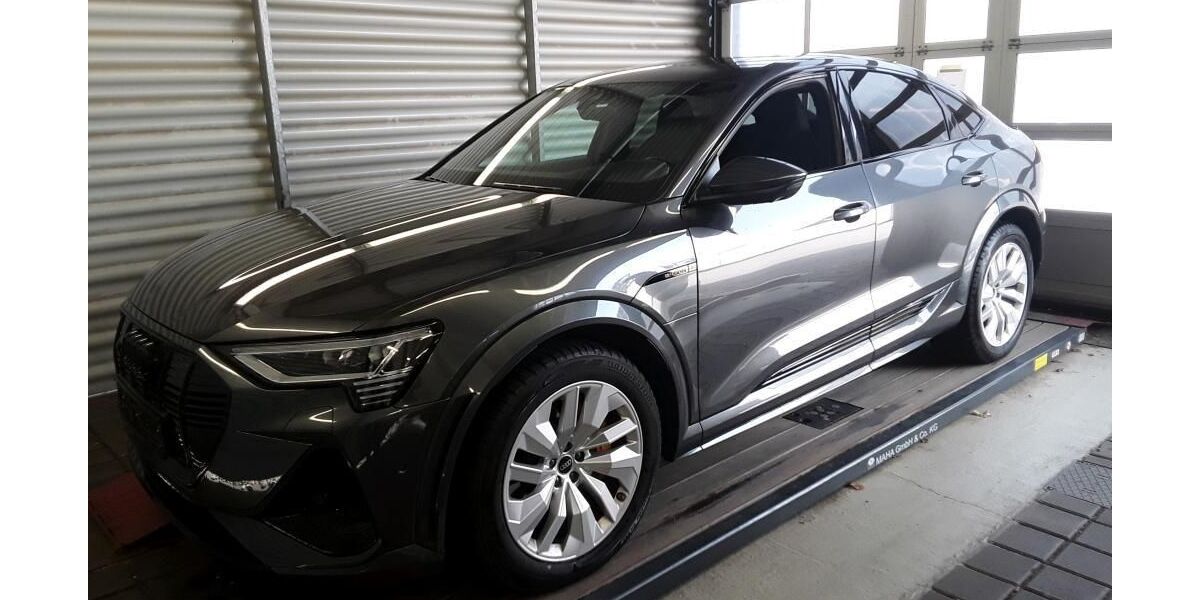Audi e-tron 58.003 km 40.690 &euro; Hagen 58091