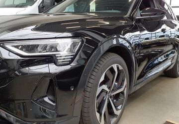 Audi Q8 e-tron 80.668 km 40.844 &euro; Hagen 58091