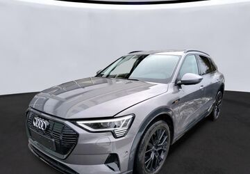 Audi e-tron 46.589 km 31.685 &euro; Hagen 58091