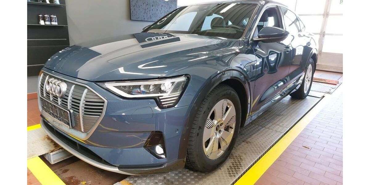 Audi e-tron 63.585 km 31.436 &euro; Hagen 58091