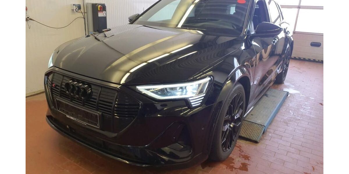 Audi e-tron 71.487 km 40.939 &euro; Hagen 58091