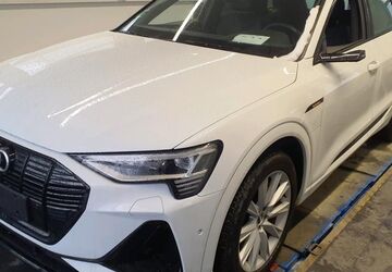 Audi e-tron 52.575 km 36.939 &euro; Hagen 58091
