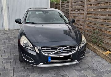 Volvo S60 191.211 km 6.200 &euro; Hagen 58093