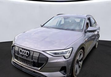 Audi e-tron 82.366 km 33.385 &euro; Hagen 58091